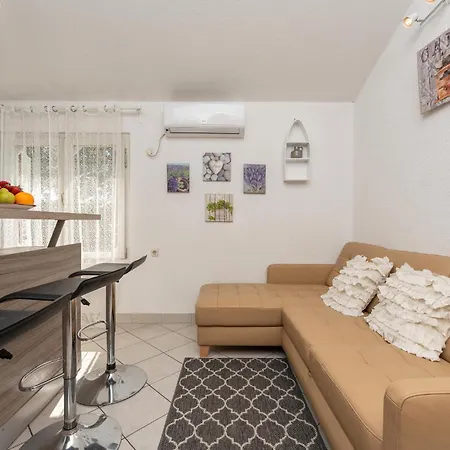 2 Bedroom Beautiful In