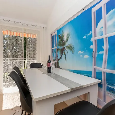 Apartment 2 Bedroom In