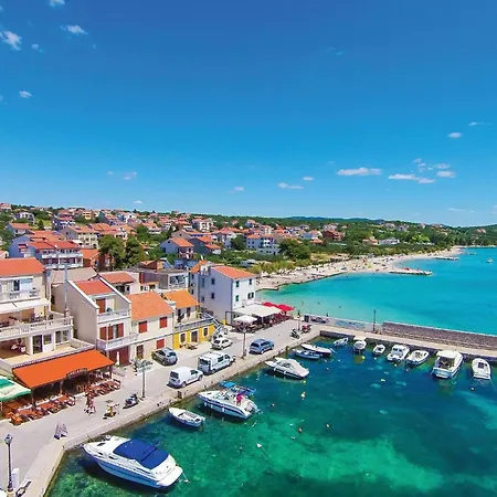 2 Bedroom Beautiful In * Pakoštane